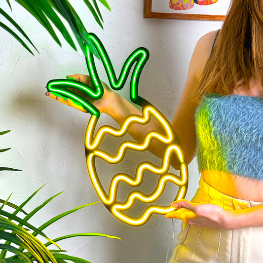 Ananas Neon Wall Art